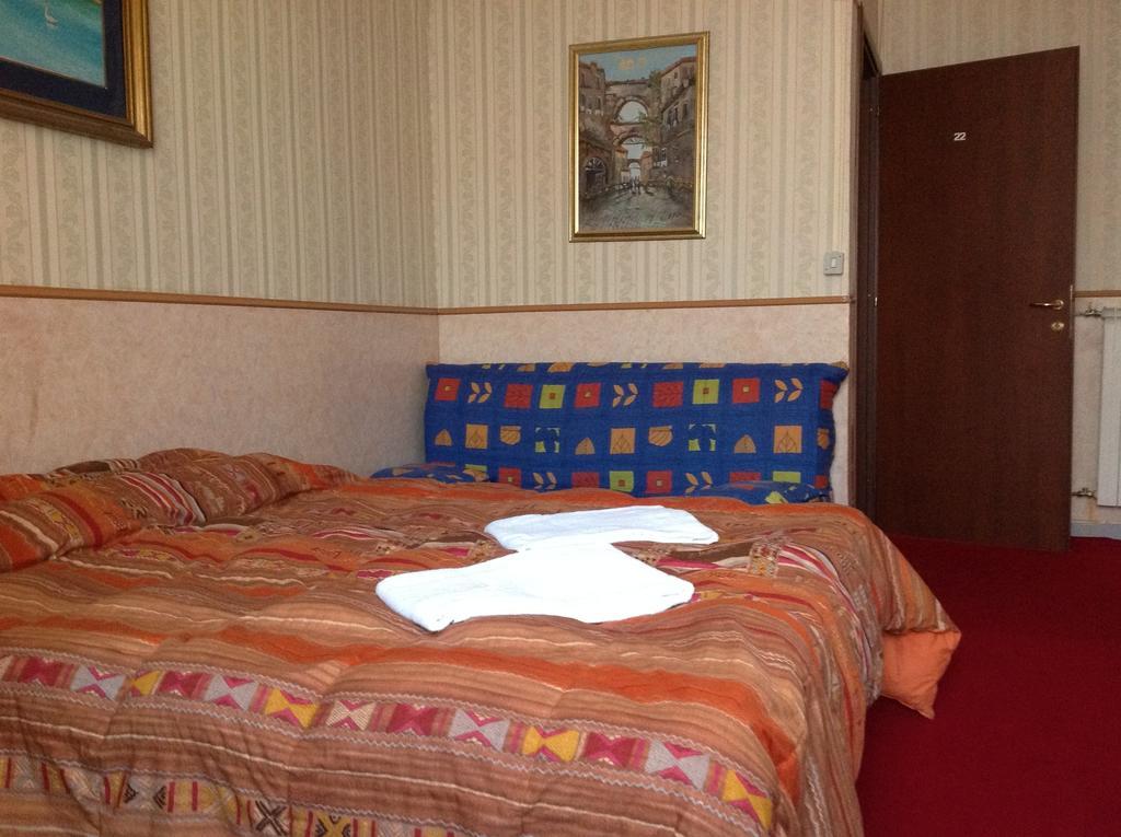 Termini Accommodation Roma Oda fotoğraf